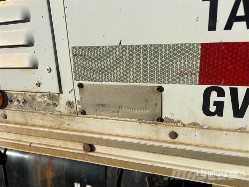 Freightliner FL80 6x4 Van Truck Sunkvežimiai su dengtu kėbulu