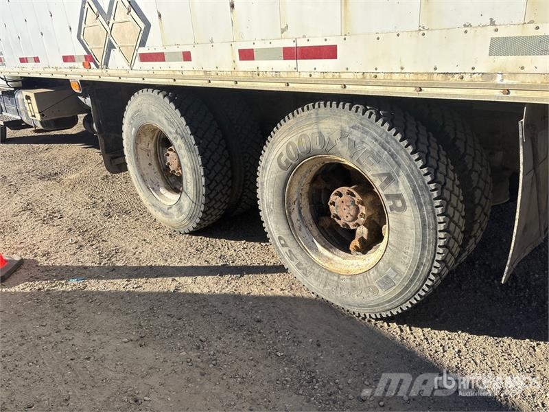 Freightliner FL80 6x4 Van Truck Sunkvežimiai su dengtu kėbulu