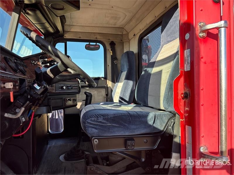 Freightliner FLD 112 Truck Tractor Units