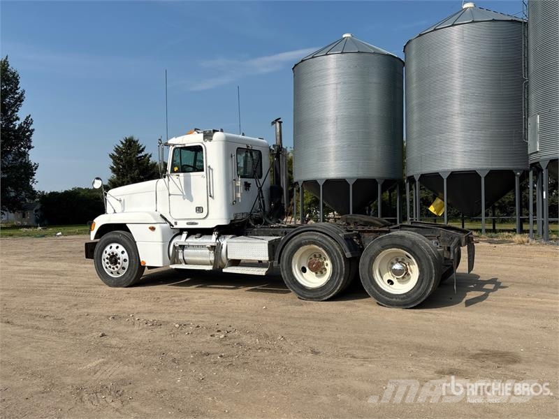 Freightliner FLD 120 Sadulveokid