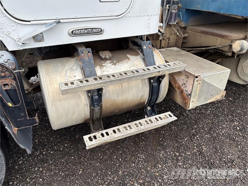 Freightliner FLD 120 Camion ribaltabili