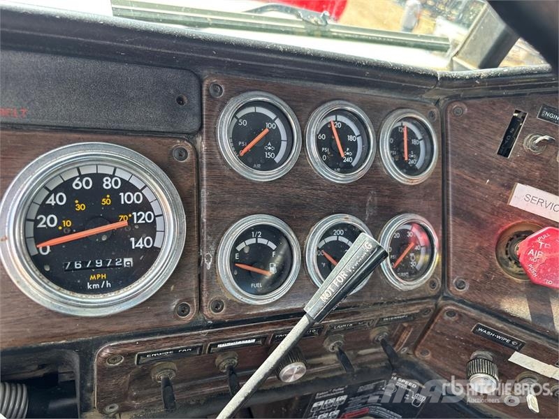 Freightliner FLD 120 Lastbiler med tip