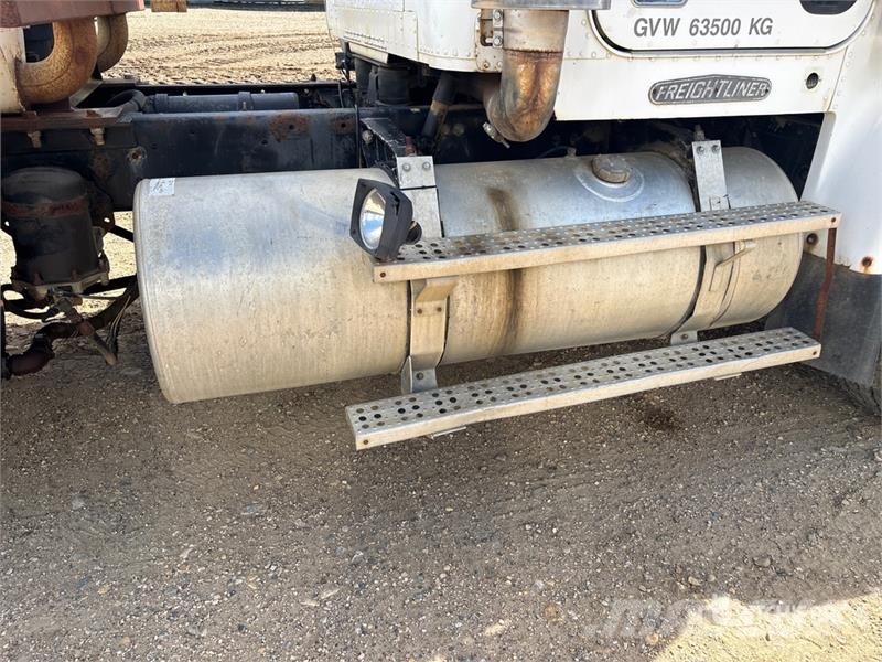 Freightliner FLD 120 Lastbiler med tip