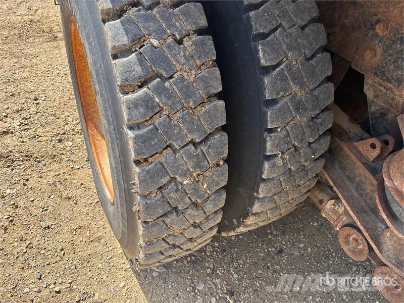 Freightliner FLD 120 Lastbiler med tip