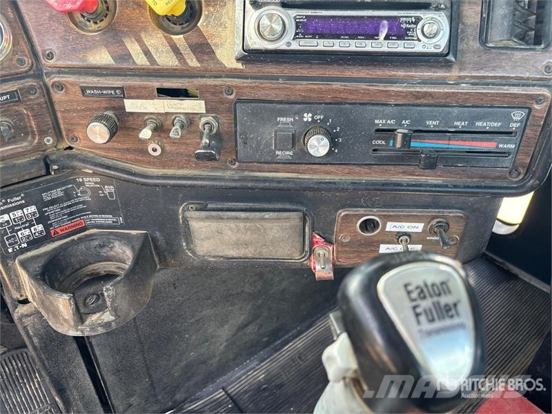 Freightliner FLD 120 Lastbiler med tip