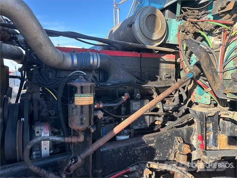 Freightliner FLD 120 Sattelzugmaschinen
