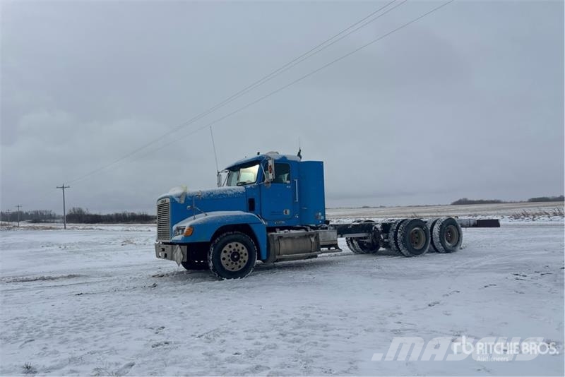 Freightliner FLD 120 Tegljači