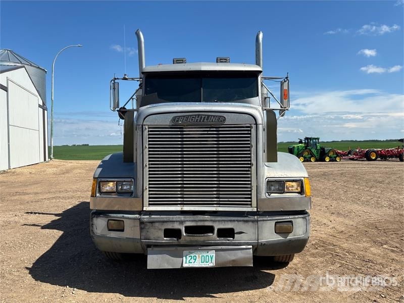 Freightliner FLD 120 وحدات الجر