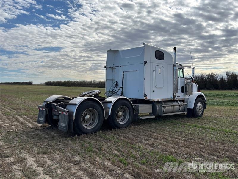 Freightliner FLD 120 Truck Tractor Units