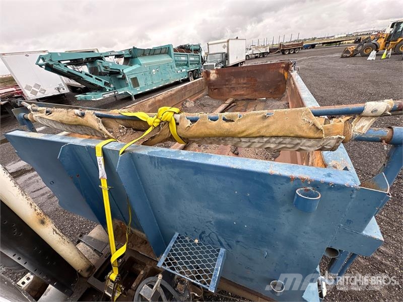 Freightliner FLD 120 Camion ribaltabili