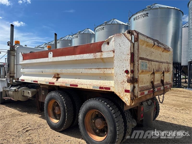 Freightliner FLD 120 Lastbiler med tip