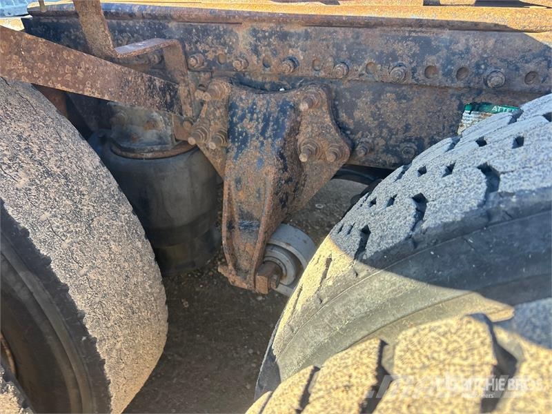 Freightliner FLD 120 Sattelzugmaschinen