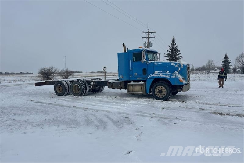 Freightliner FLD 120 Tegljači