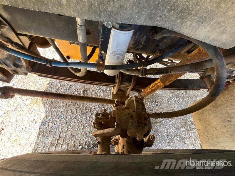 Freightliner FLD 120 Lastbiler med tip