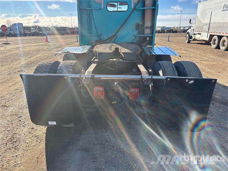 Freightliner FLD 120 Sattelzugmaschinen