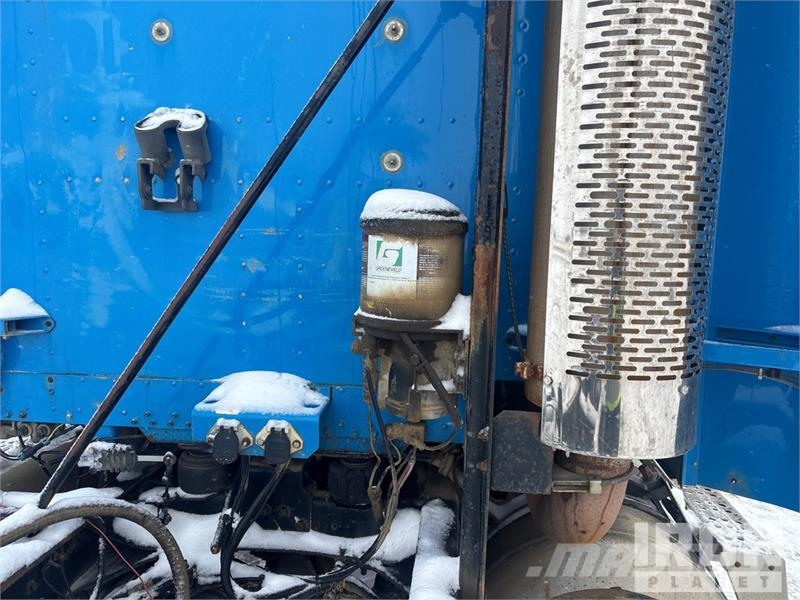 Freightliner FLD 120 Tegljači
