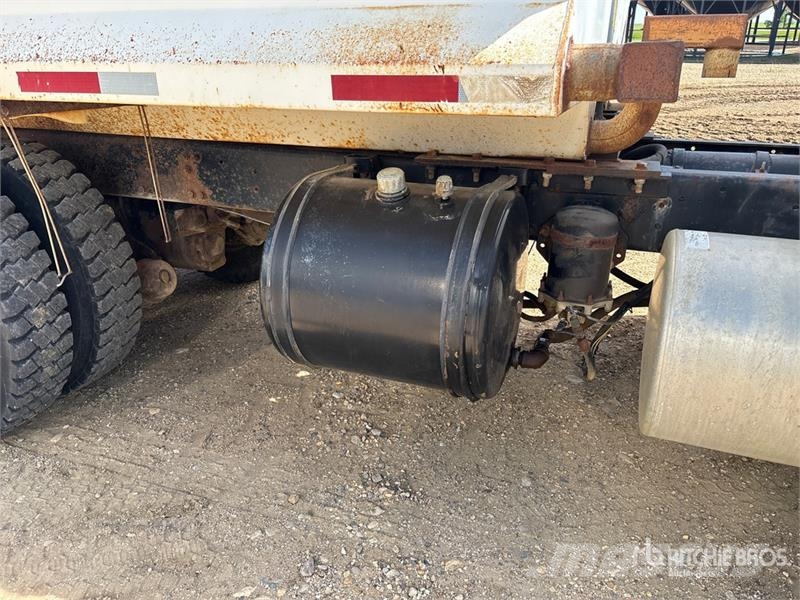 Freightliner FLD 120 Lastbiler med tip