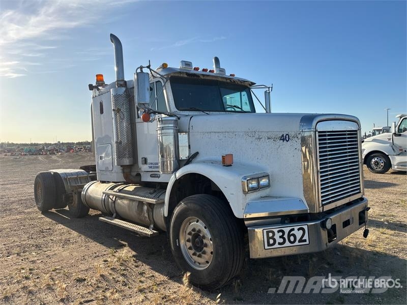 Freightliner FLD 120SD Влекачи
