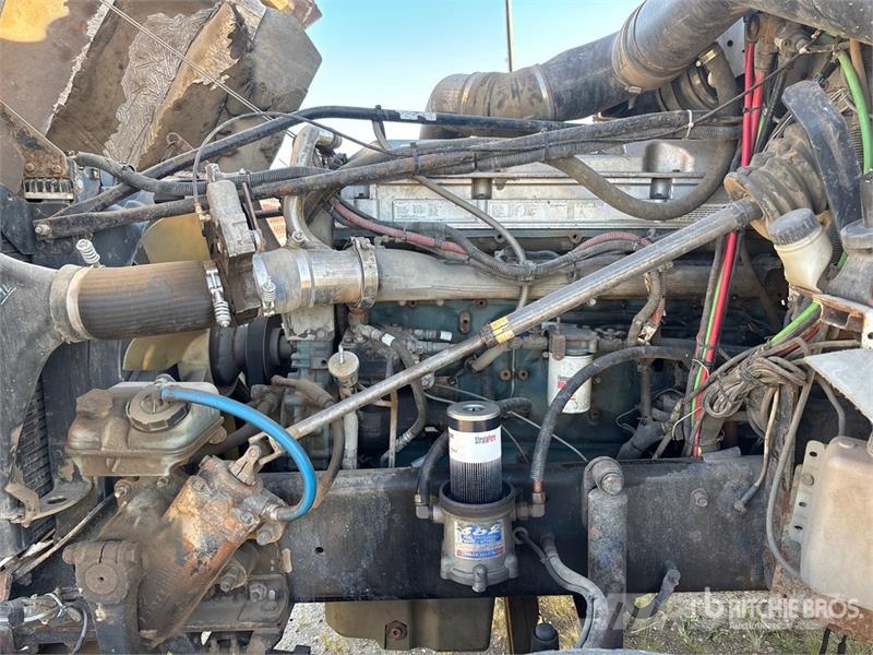 Freightliner FLD 120SD Влекачи