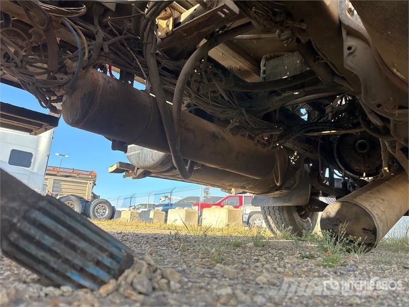 Freightliner FLD 120SD Влекачи