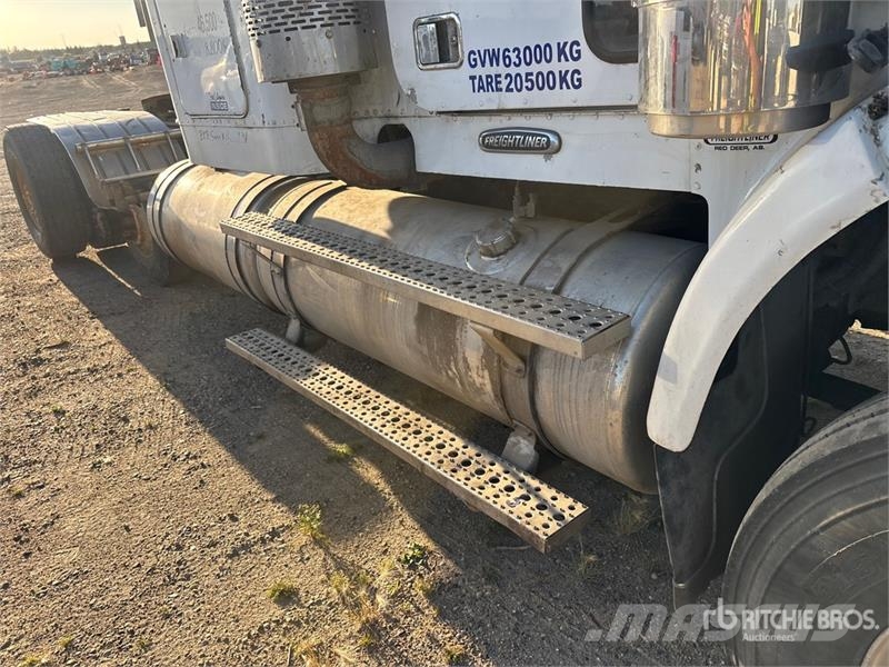 Freightliner FLD 120SD Влекачи