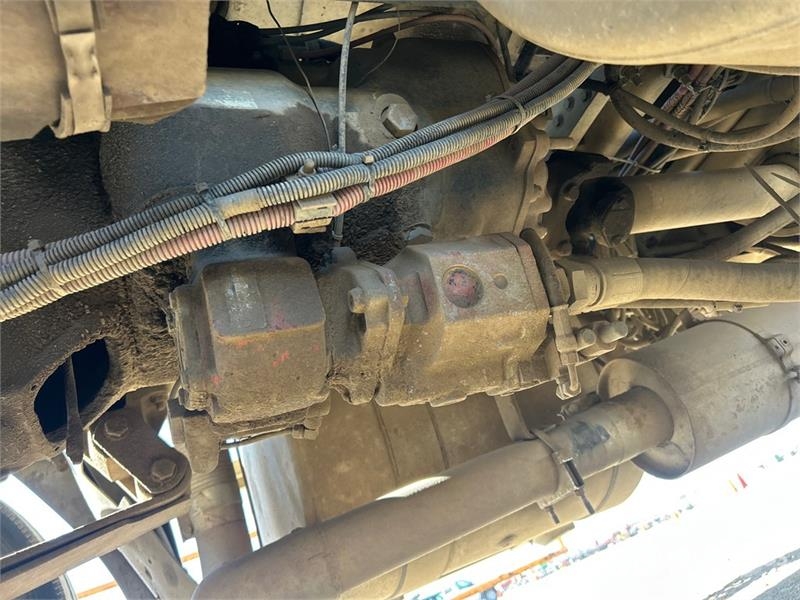 Freightliner FLD112 4x2 Fuel and Lube Truck Tovornjaki cisterne