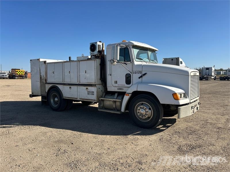 Freightliner FLD112 4x2 Fuel and Lube Truck Tovornjaki cisterne
