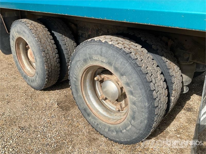 Freightliner FLD112 6x4 Grain Truck Poljoprivredni / kamioni za žitarice