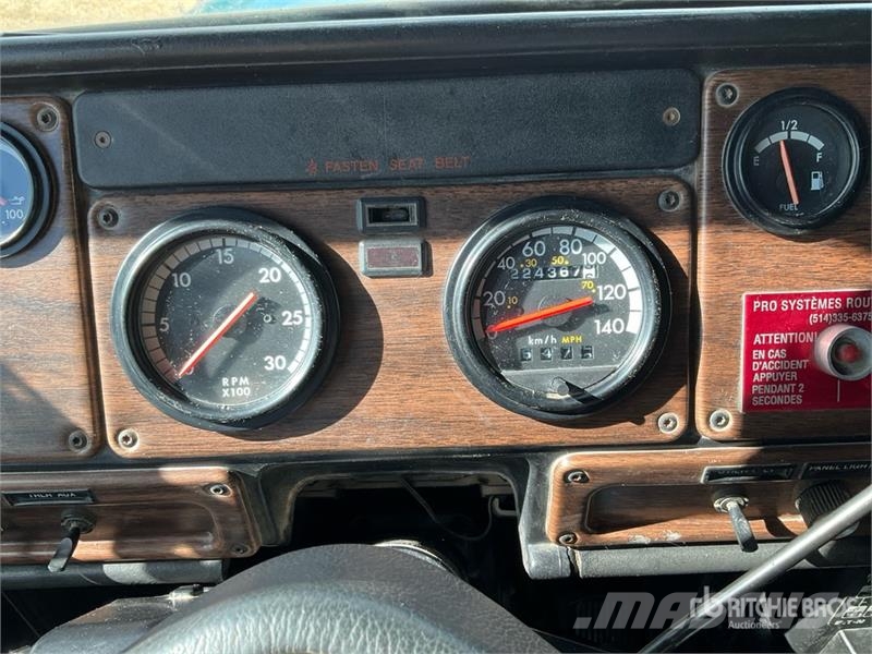Freightliner FLD112 6x4 Grain Truck Poljoprivredni / kamioni za žitarice