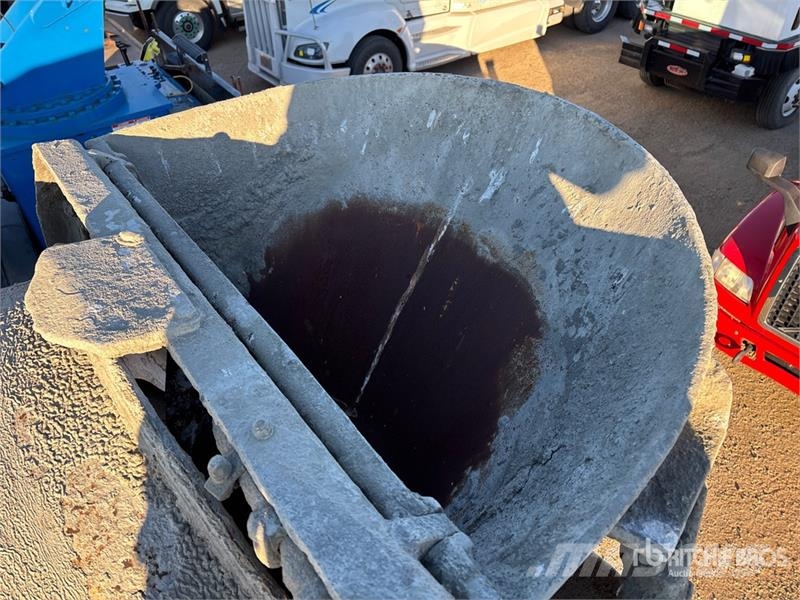 Freightliner FLD120 Betonmischer