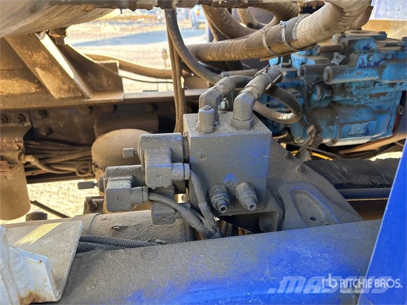 Freightliner FLD120 Betonmischer