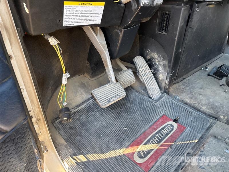 Freightliner FLD120 Betonmischer