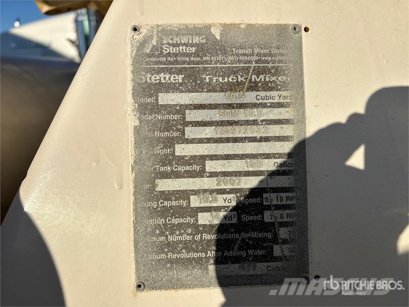 Freightliner FLD120 Betonmischer