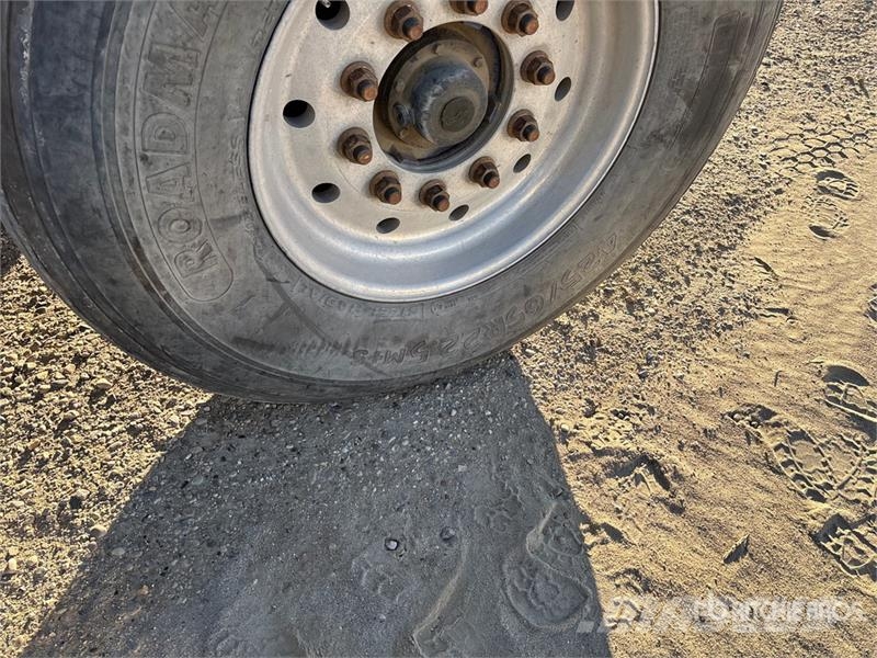 Freightliner FLD120 Betonmischer