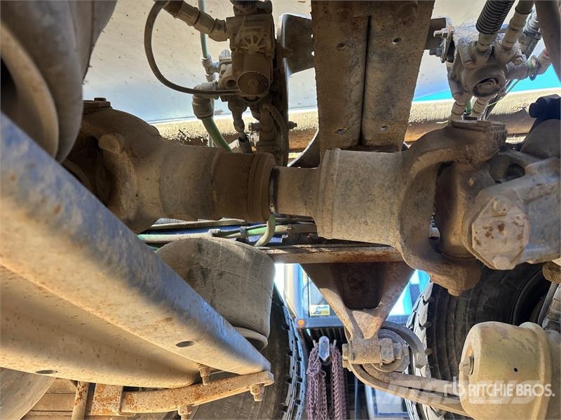 Freightliner FLD120 Betonmischer