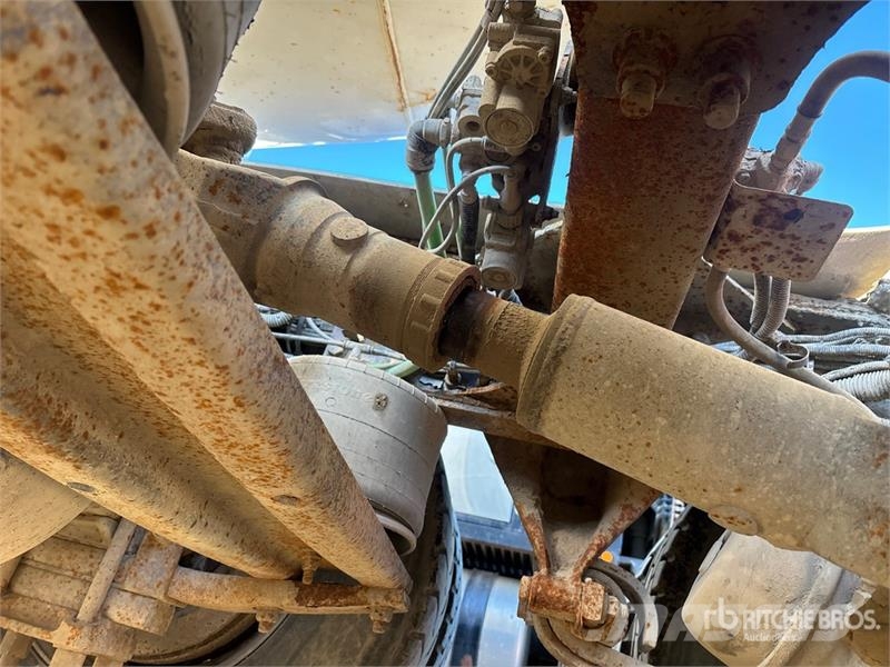 Freightliner FLD120 Betonmischer