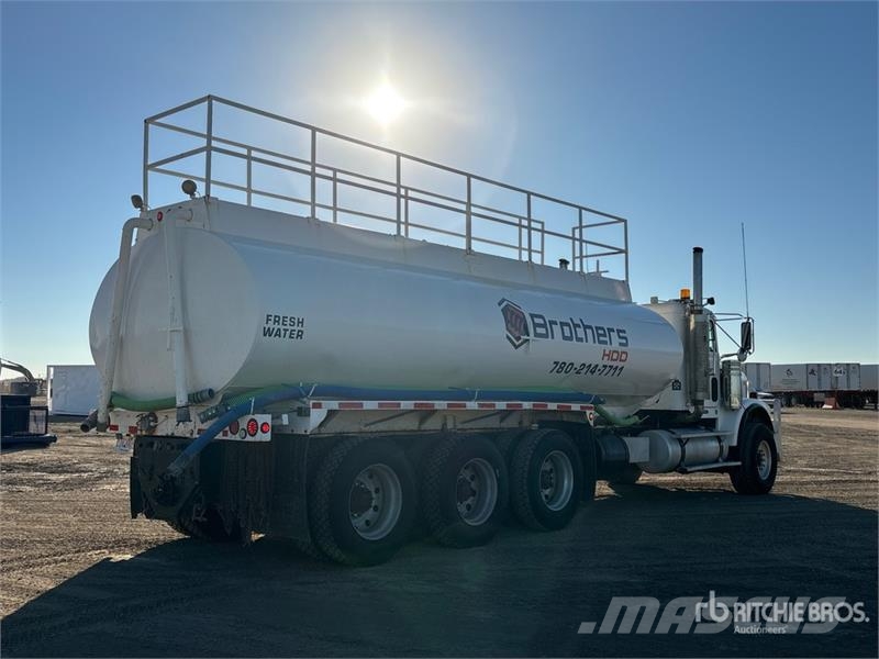 Freightliner FLD120 22000 L 8x6 Tanker Truck Kamioni cisterne