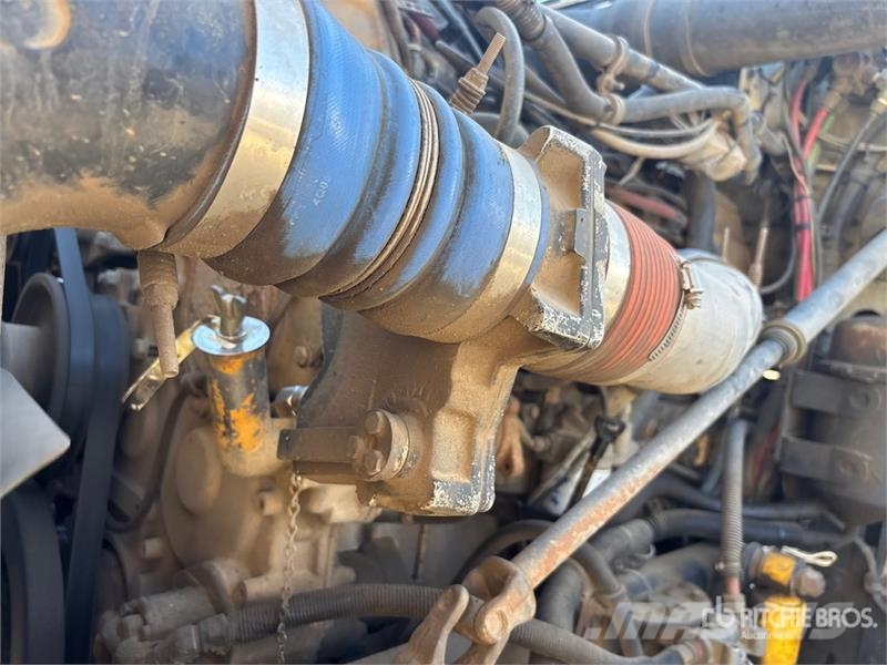 Freightliner FLD120 22000 L 8x6 Tanker Truck Tanker trucks