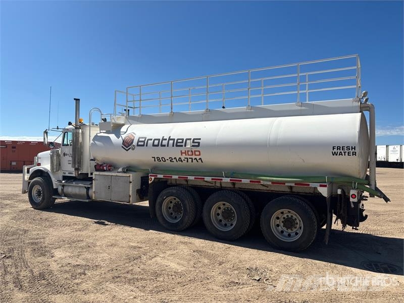 Freightliner FLD120 22000 L 8x6 Tanker Truck Tanker trucks