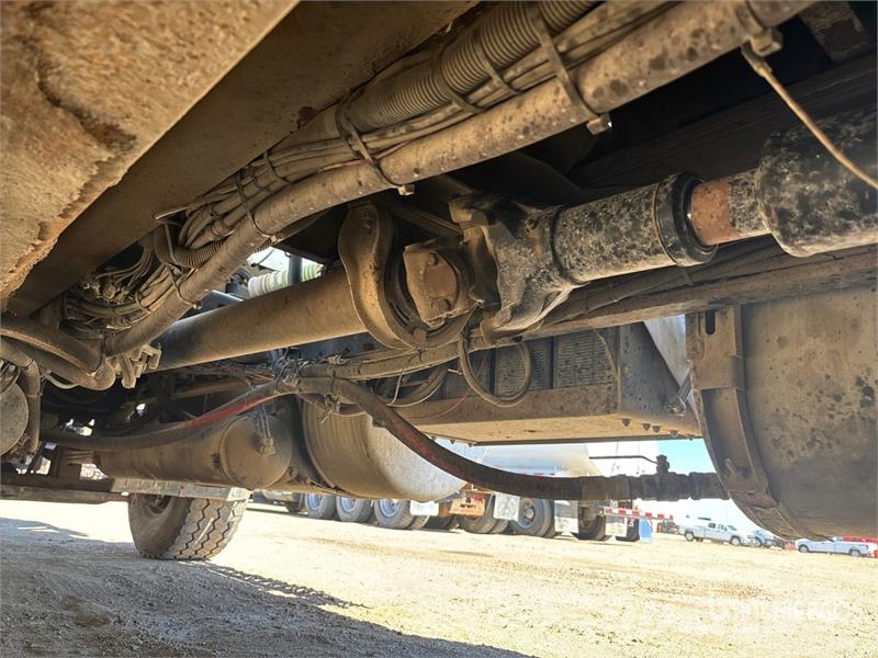 Freightliner FLD120 22000 L 8x6 Tanker Truck Tanker trucks