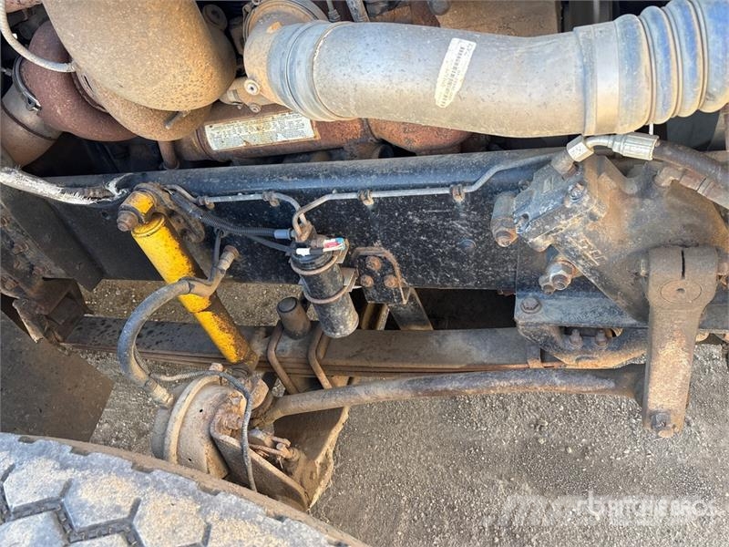 Freightliner FLD120 22000 L 8x6 Tanker Truck Tanker trucks