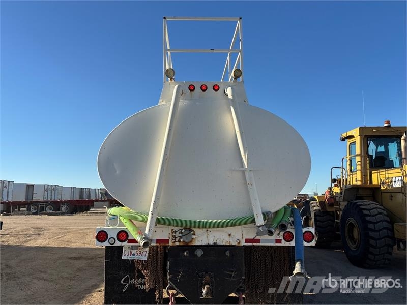Freightliner FLD120 22000 L 8x6 Tanker Truck Kamioni cisterne