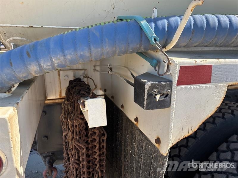 Freightliner FLD120 22000 L 8x6 Tanker Truck Tanker trucks