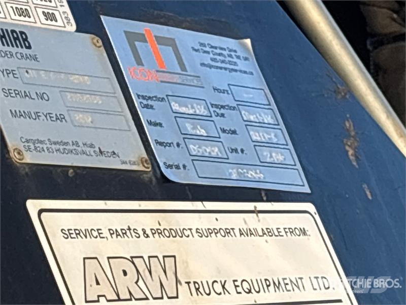 Freightliner Hiab 211E P-S Hiduo 6900 kg Knuckle Boom on  Freig Autogru