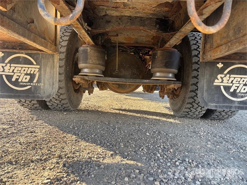 Freightliner Hiab 211E P-S Hiduo 6900 kg Knuckle Boom on  Freig Autogru