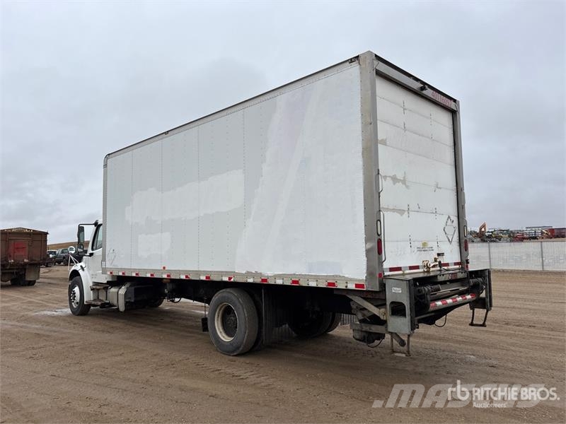 Freightliner M2 Фургони