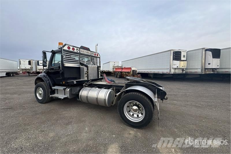 Freightliner M2 Седельные тягачи