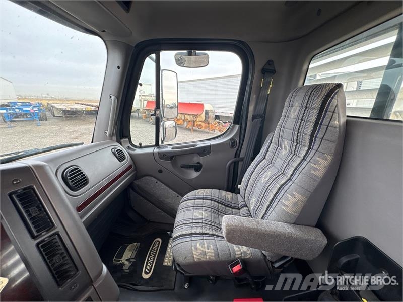 Freightliner M2 Седельные тягачи
