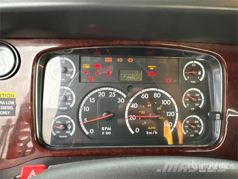 Freightliner M2 Седельные тягачи