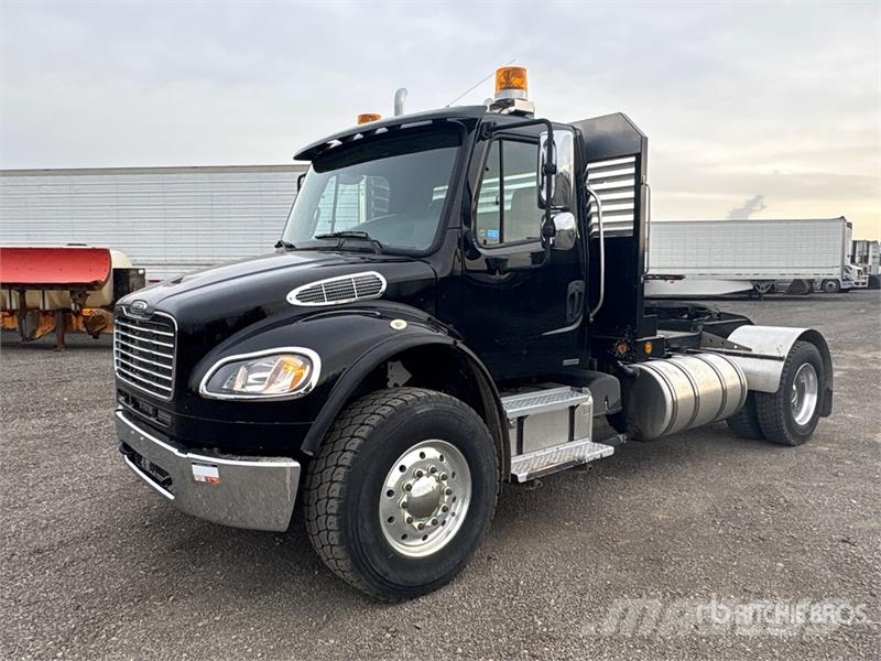 Freightliner M2 Седельные тягачи